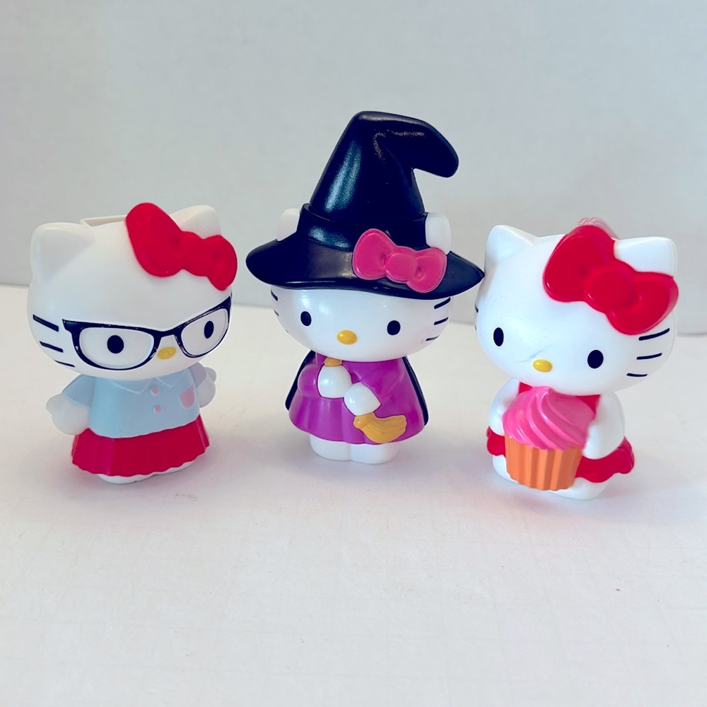 Sanrio Hello Kitty Halloween Keychain Ruler Holder Plastic Figures Lot of 3